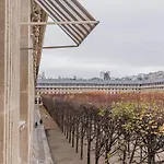 Prestigious Home Overlooking Palais-Royal Garden